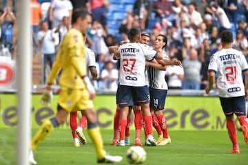 MONTERREY, MEXICO - JANUARY 21: Rogelio Funes Mori of Monterrey celebrates with teammates after scoring the team's first goal during the 3rd round match between Monterrey and Atletico San Luis as part of the Torneo Clausura 2023 Liga MX at BBVA Stadium on January 21, 2023 in Monterrey, Mexico. (Photo by Azael Rodriguez/Getty Images)