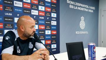 Manolo Gonz¨¢lez: ¡°Estoy convencido, vamos a ganar y a subir a Primera¡±