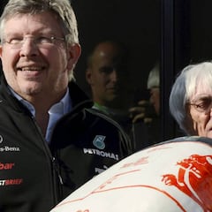 Brawn niega su llegada a la F1 y Ecclestone le prefiere en la FIA