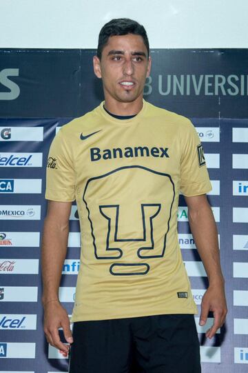 Universidad lo incorporó a sus filas en 2015 desde la Liga de Quito. Pasó de noche por el equipo tras sólo ver acción en 12 encuentros.