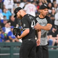 Why are the Chicago White Sox cutting 2025 season ticket prices?