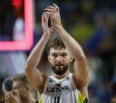 Sabonis, el primer muro en Berlín
