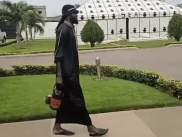¿Qué fue de... Adebayor? ‘Manolito’ tiene su propia ONG