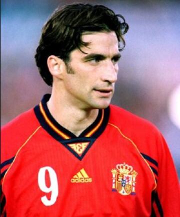 También estuvo presente en Francia 1998, donde jugó un duelo.