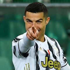 Nedved tranquiliza a los tifosi con el futuro de Cristiano