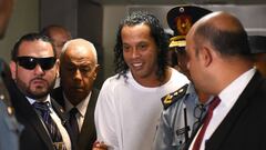 Ronaldinho a su llegada a las instalaciones judiciales para testificar. 