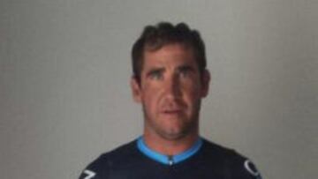 Jesús Manzano, con la equipación de su nuevo equipo.