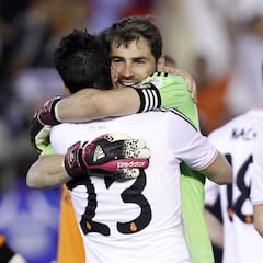 Casillas felicita a Isco y manda un mensaje para el Clásico