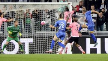 La Juventus dominó todo el partido y en el tiempo de adición le empataron. Juan Guillermo Cuadrado jugó su tercer partido como titular.
