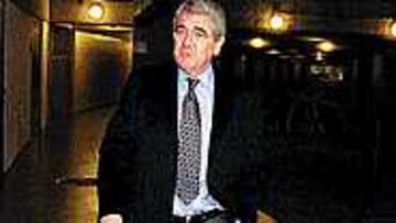 VISITA SORPRESA. Dani se presentó ayer en Montjuïc para hablar con la plantilla.