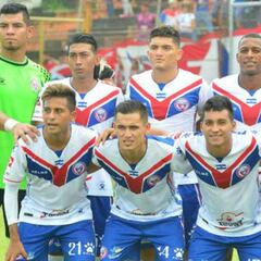 Plantel de Luis Ángel Firpo seguirá entrenando pese a falta de pagos