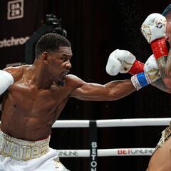 Jacobs vence en el tedio