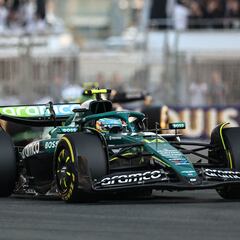 Alonso señala el camino