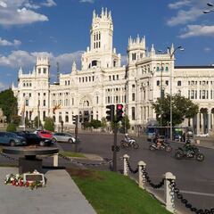Madrid, cercado por la COVID-19