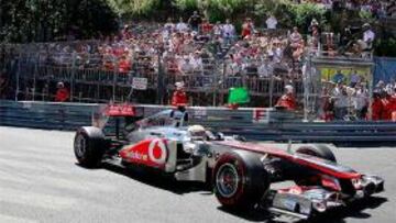 Hamilton, sancionado por saltarse una chicane, sale 9º