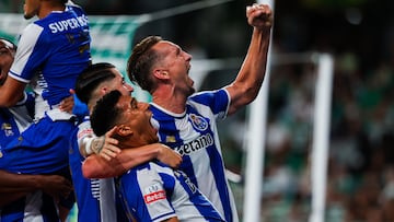 Luuk de Jong hace de Samu