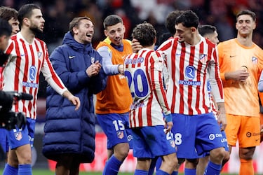 El Atlético celebra con euforia una noche histórica en el Metropolitano, culminada con un juego arrollador y la sensación colectiva de tener un pie en la final tras firmar una actuación memorable.