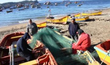 Fútbol tras el Tsunami en Caleta Tumbes