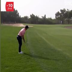 La joya de McIlroy en Abu Dhabi: desde 65 metros y en rough...