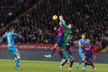Xavi fumes after Barcelona’s ‘unacceptable’ performance against Almería: ‘the team lacked heart’