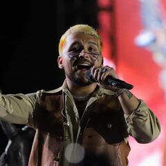 ¡Sorpresa! Nodal vuelve a cambiar de look tras polémica con J Blavin