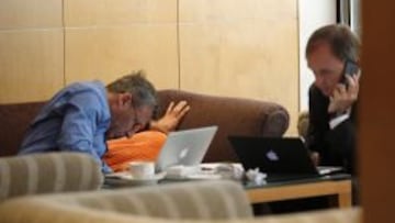 Melvyn Grantz e Íñigo Landa, cazados por AS esta mañana en el Eurobuilding.