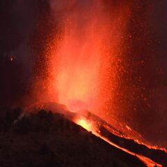 Which volcano is bigger and more dangerous, La Palma or Grindavik in Iceland? Differences and similarities