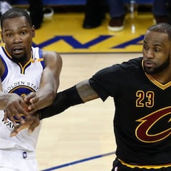 Cavs 113-118 Warriors: Durant pone un 3-0 salvaje