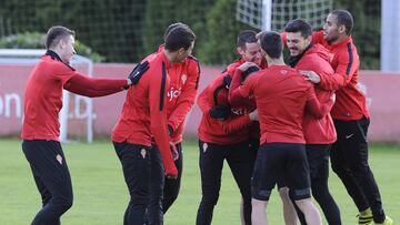 El entrenamiento del Sporting de Gijón que se enfrentará al Eibar en esta jornada de la Liga Santander.