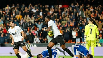Resumen y goles del Valencia vs. Alavés, jornada 27 de LaLiga EA Sports