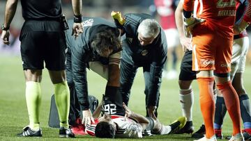 El centrocampista de River Plate quedó tendido sobre el campo de juego en una de las primeras acciones del encuentro. La acumulación de minutos pasó factura.