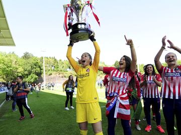 Portera. 30 partidos (2.656 minutos). 18 goles encajados. La meta lo ha jugado todo salvo 45 minutos del partido ante el Fundación Albacete. La meta se ha mostrado segura y ha salvado al equipo en varias ocasiones, aunque sus errores contra el Barcelona en ambos encuentros costó a las rojiblancas la derrota.