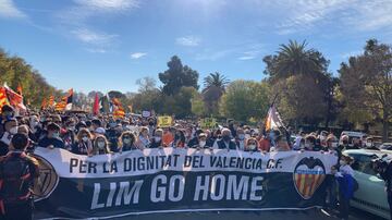 La manifestación de Valencia contra Lim, en imágenes