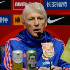 Pékerman: "José Fernando Cuadrado será titular ante China"