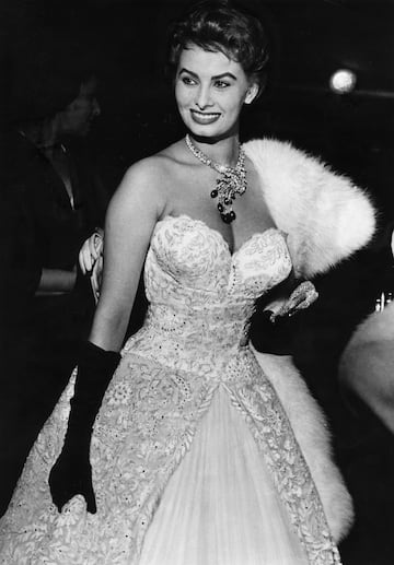 Los looks m¨¢s ic¨®nicos de la historia del Festival de Cannes