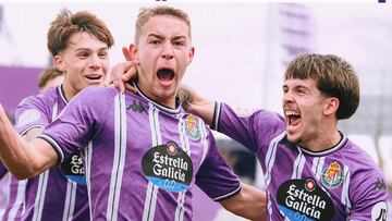 El Promesas gana al Coruxo con goles de los laterales