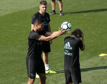 El Madrid prepara el partido en Mendizorroza