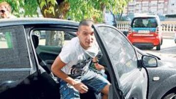 <b>YA ES PERICO. </b>Ben Sahar fue presentado el pasado jueves como nuevo jugador del Espanyol.