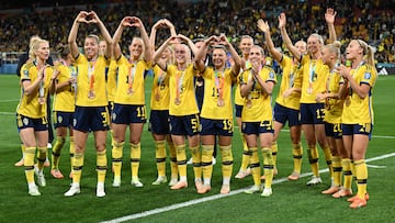 La selección sueca celebra la medalla de bronce.