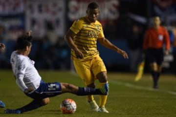 Fabra completó dos goles con Boca Juniors en Copa Libertadores.