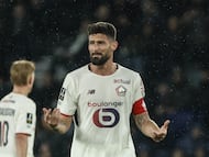 Olivier Giroud durante el último partido de Ligue 1 contra el PSG.
