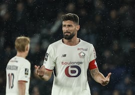 El veterano Giroud amenaza el sueño de Aspas