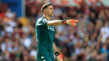 'Dibu' Martínez desafía a la Premier y jugará las Eliminatorias