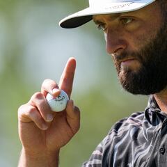 Mordisco de Rahm a Scheffler en el primer asalto por el uno