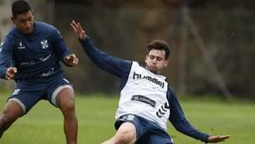 Tenerife y Huesca ofrecen buen fútbol en el Heliodoro