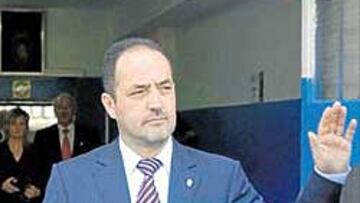 <b>SIN DUDA. </b>Agapito Iglesias fichará definitivamente a Diego Milito.