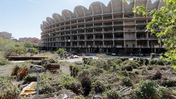 Obra del nuevo estadio.