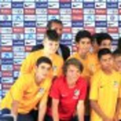 Las imágenes de la presentación de Yannick Carrasco