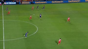 Carlos Palacios debuta en La Bombonera, da su primera asistencia, pero pasa esto: lamento en Boca Juniors