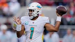 SANTA CLARA, CALIFORNIA - DECEMBER 04: Tua Tagovailoa #1 of the Miami Dolphins attempts a pass during the third quarter against the San Francisco 49ers at Levi's Stadium on December 04, 2022 in Santa Clara, California.   Thearon W. Henderson/Getty Images/AFP (Photo by Thearon W. Henderson / GETTY IMAGES NORTH AMERICA / Getty Images via AFP)